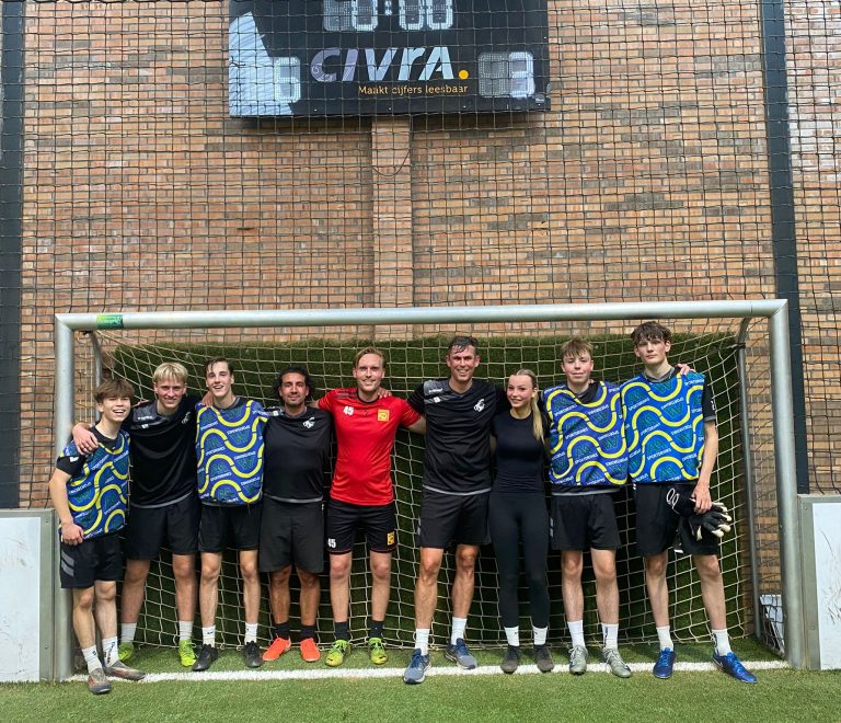 Trainersacademie sluit seizoen af met Speedsoccer en BBQ