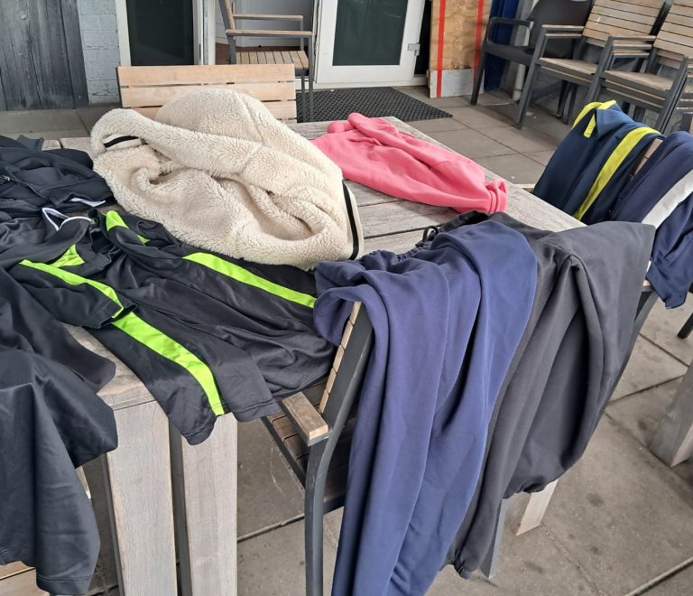 Achtergebleven kleding/ gevonden voorwerpen