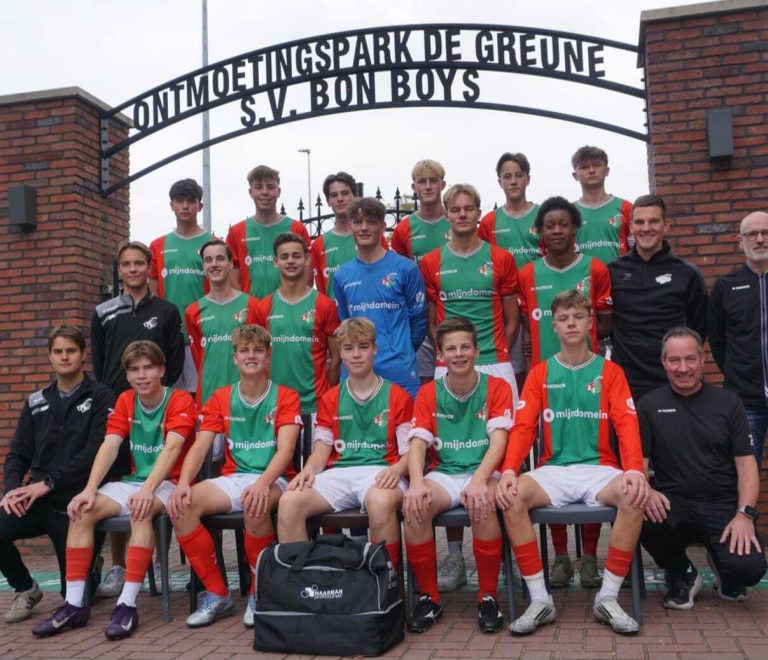 Bon Boys 17-1 flikt het in blessuretijd