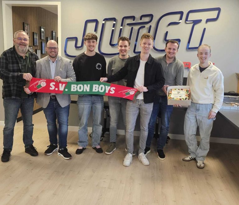 ICT groep SV Bon Boys op bezoek bij JUICT