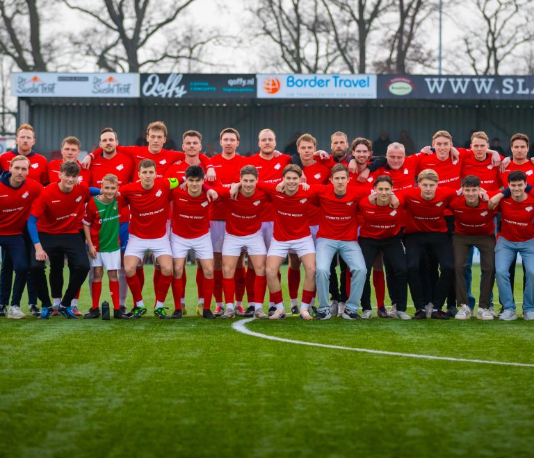 Prachtige eerbetoon aan Peter Sluik