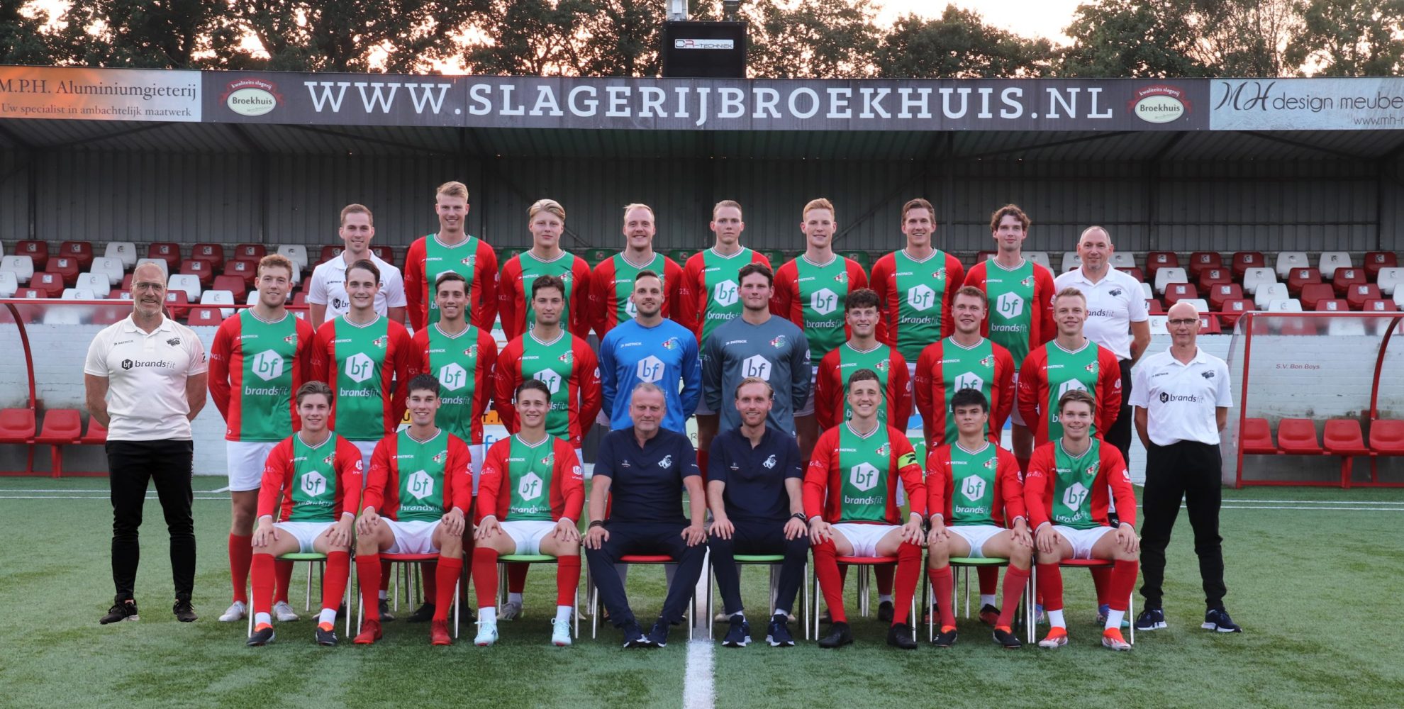 Teamfoto + mark